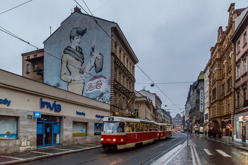 File:Jindrisska tram Prague.jpg