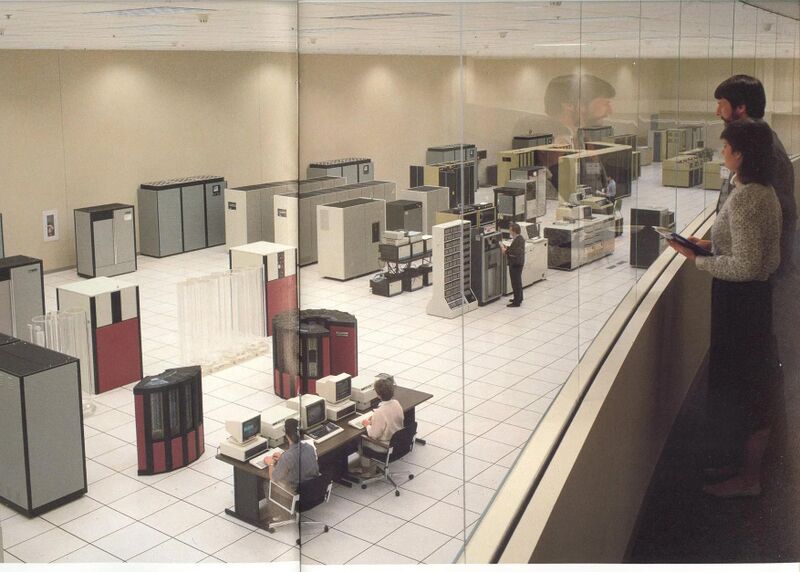 File:Minnesota supercomputer center 1986.jpg